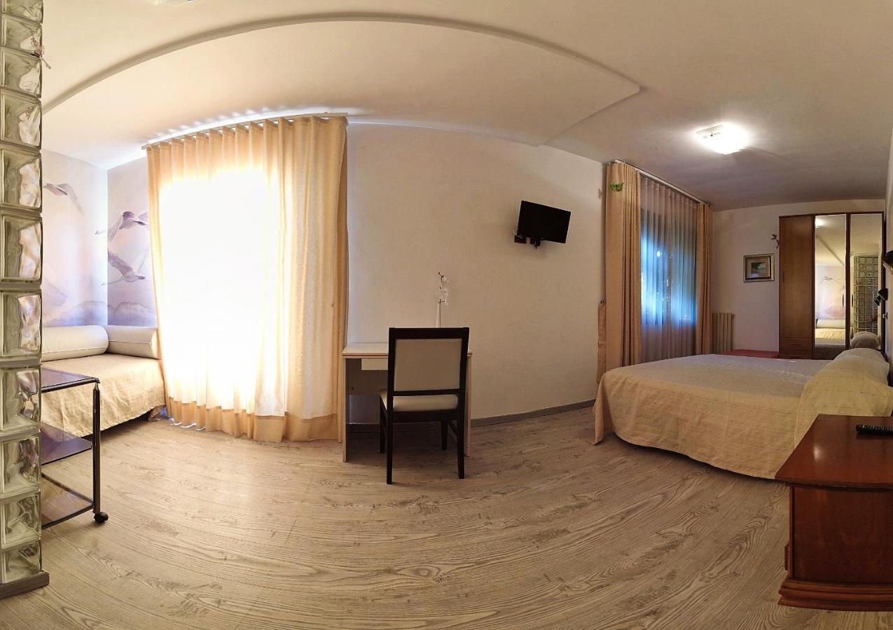 Ristorante Albergo Gerardo Di Masi カポゼーレ エクステリア 写真