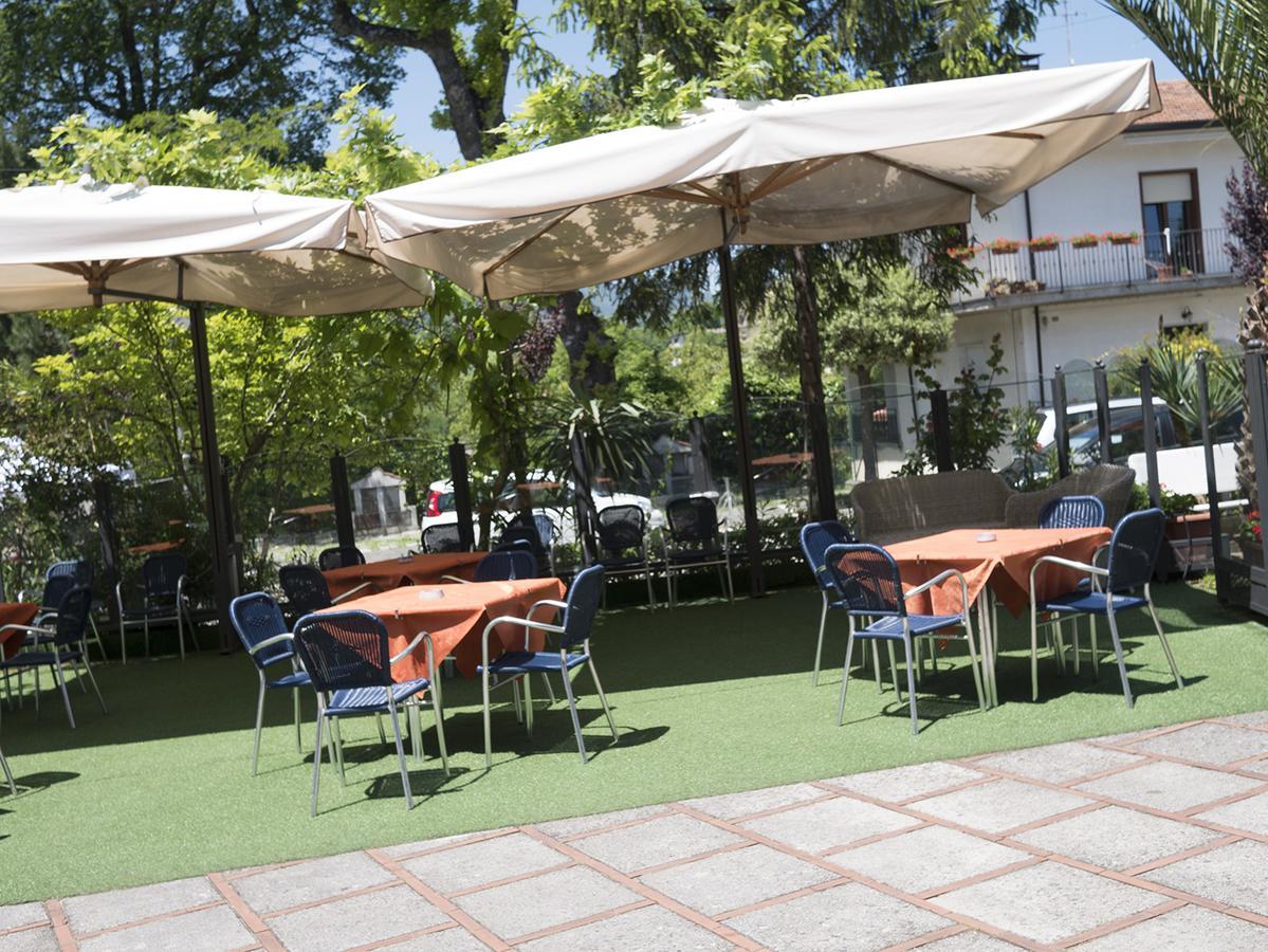 Ristorante Albergo Gerardo Di Masi カポゼーレ エクステリア 写真